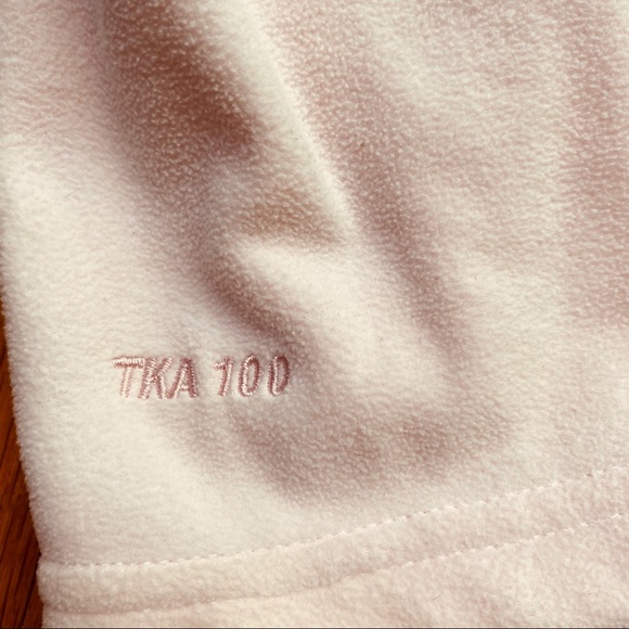 Pale pink North Face TKA 100 fleece  pullover - Picture 4 of 4